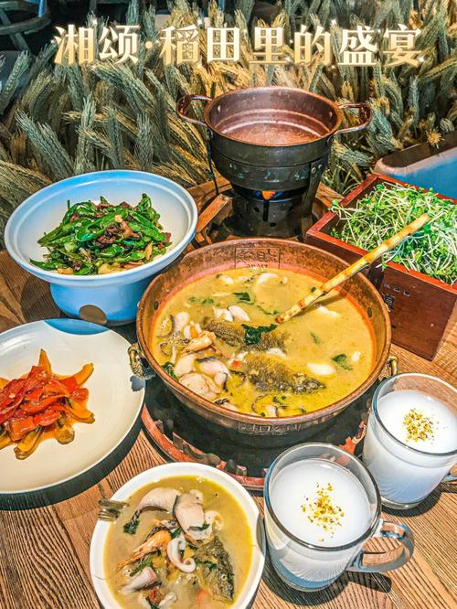 中西合璧，湘韵西风,一场视觉与味蕾的交融之旅_湘菜和西方菜的结合图片