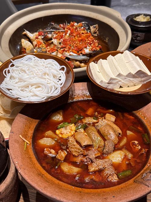 湘菜经典之作_牛腩炖墨鱼,味蕾与营养的双重享受_湘菜牛腩炖墨鱼的做法 饮食大全 湘菜经典之作_牛腩炖墨鱼,味蕾与营养的双重享受_湘菜牛腩炖墨鱼的做法 湘菜经典之作_牛腩炖墨鱼,味蕾与营养的双重享受_湘菜牛腩炖墨鱼的做法 饮食大全