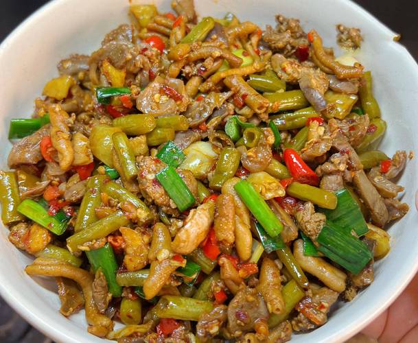 湘菜酸辣鸡杂,过水与否,味道大不同_探寻湘菜烹饪技艺的独特魅力_湘菜酸辣鸡杂要不要过水 饮食大全 湘菜酸辣鸡杂,过水与否,味道大不同_探寻湘菜烹饪技艺的独特魅力_湘菜酸辣鸡杂要不要过水 湘菜酸辣鸡杂,过水与否,味道大不同_探寻湘菜烹饪技艺的独特魅力_湘菜酸辣鸡杂要不要过水 饮食大全